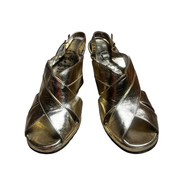 Gold Metallic heel sandals sz 8.5 a few scuffs on heel overall great condition - Picture 2 of 8